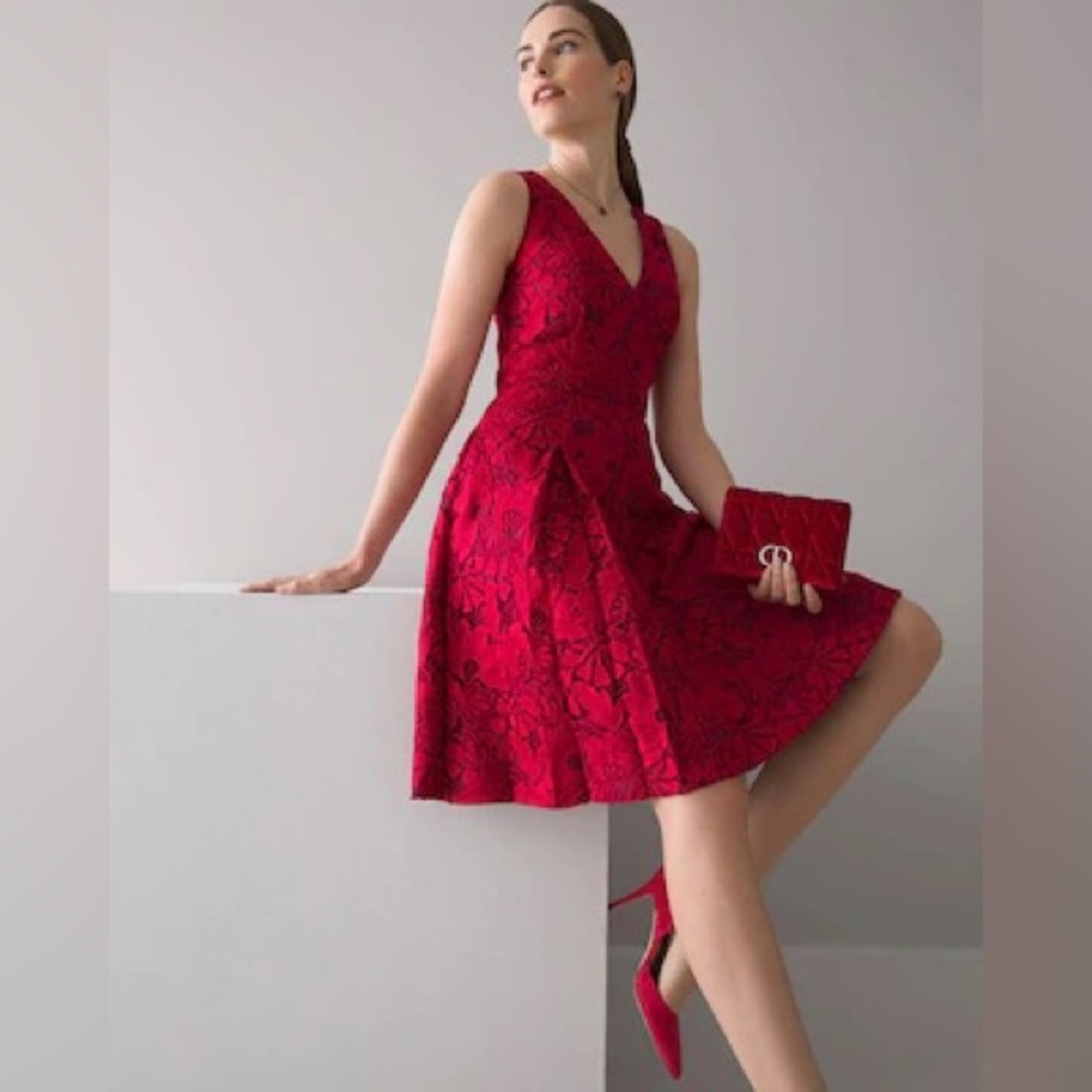 White House Black Market WHBM Red Lace cocktail Dress